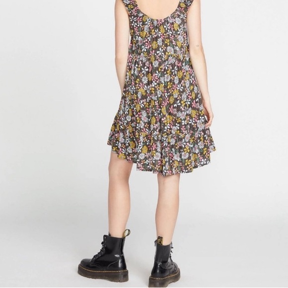 Volcom | Happy Dazee Dress - Picture 3 of 8
